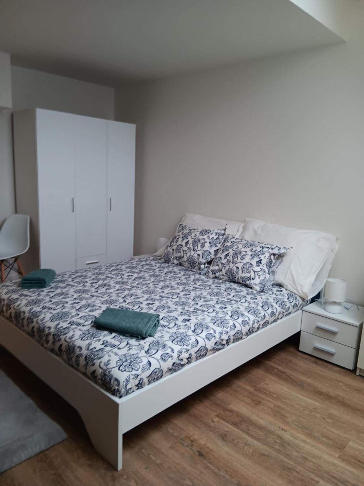 Apartment Cozy 1 Bedroom Prague